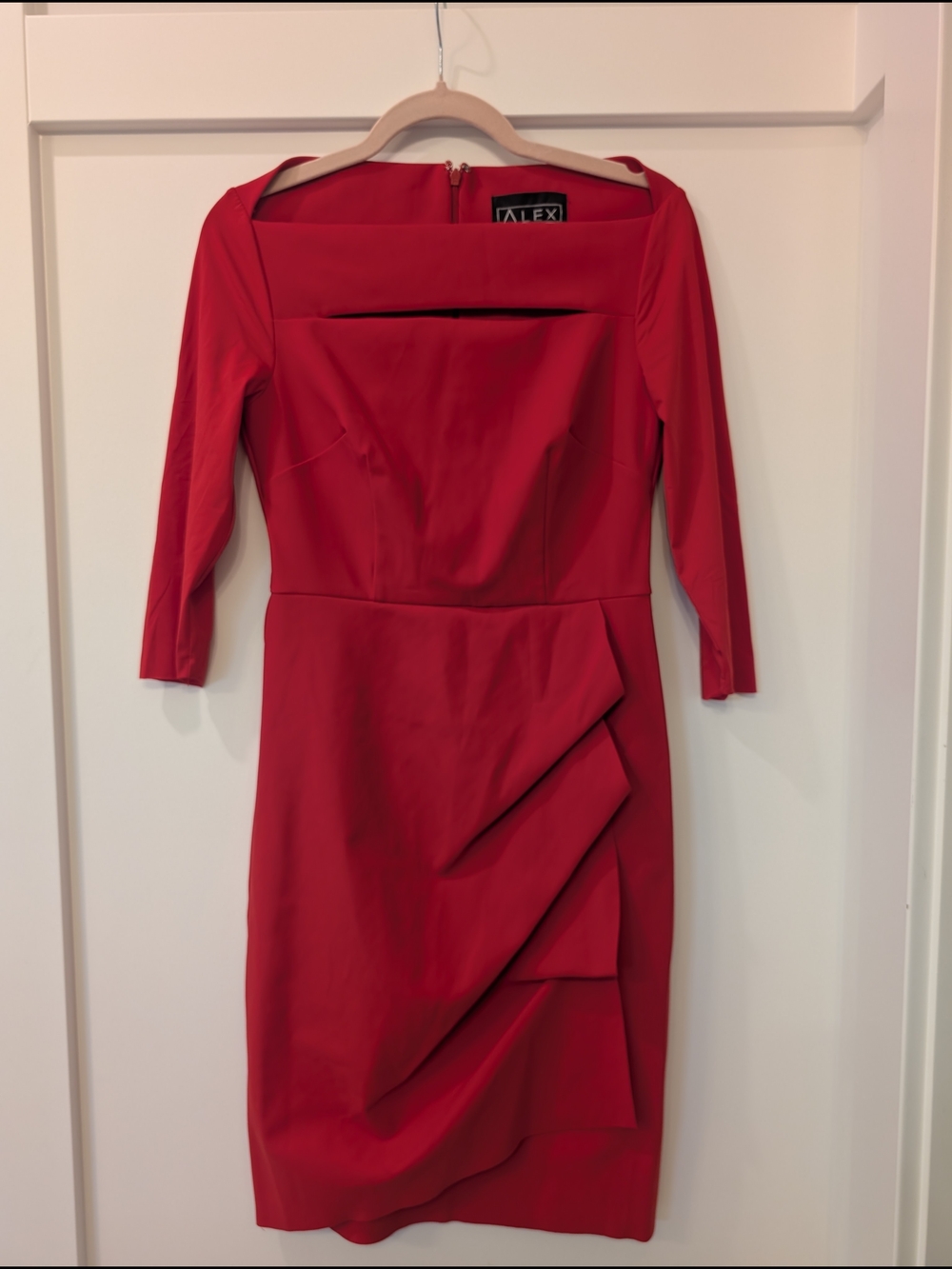 Alex Evenings Red Long-Sleeve Sculpted Sheath Dress - Y2K